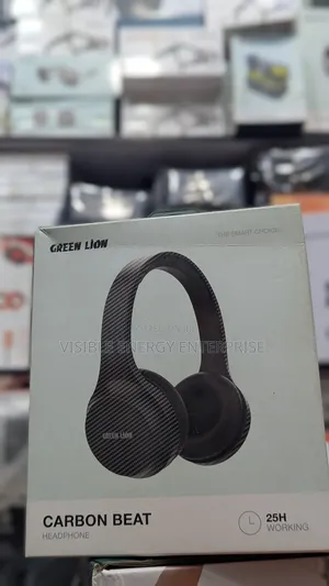 Green Lion Carbon Beat Headphone.