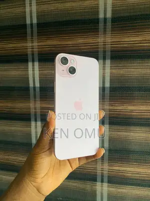 Apple iPhone 15 Plus 128 GB Pink