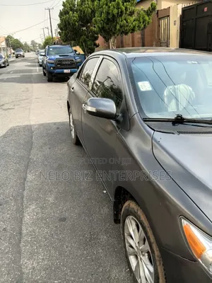 Toyota Corolla 2011 Gray