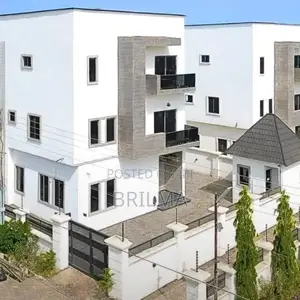 5bdrm Duplex in Gwarinpa for sale