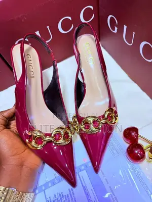 Quality Gucci Size: 37 to 42 Color:Black and Wine