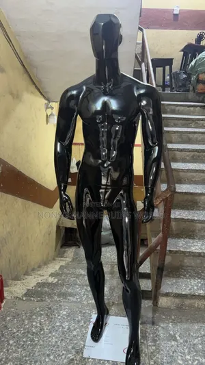 High Quality Glossy Black Fibre Male Mannequin