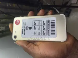 Apple iPhone 7 32 GB Gold