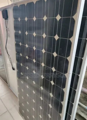 Canadian 200watts Monocrystalline Solar Panels Available in Stock