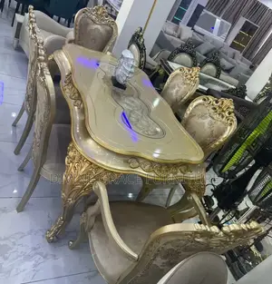 High Quality Royal Dining Table Set