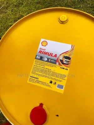 A Drum Of 209l Of Rimula R4 X 15w-40