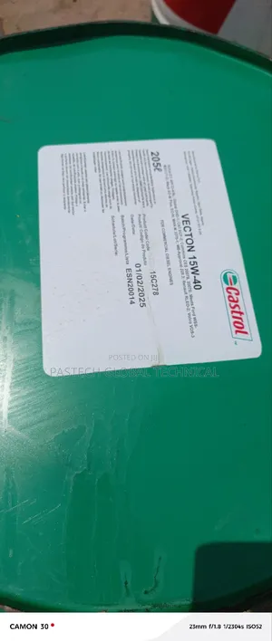 205l of Castrol Vecton 15w-40 Diesel Engine Oil