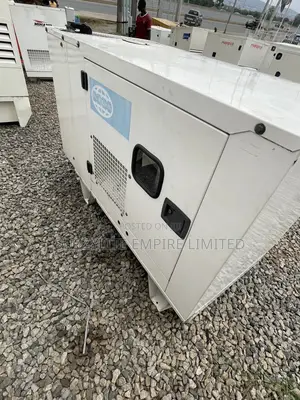 Fg Wilson 16kva Soundproof Perkins Generator