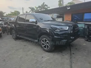 Bulletproof Toyota Hilux for Rent