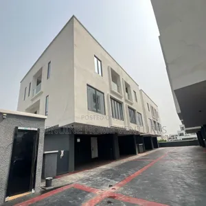 5bdrm Duplex in Orchid, Chevron for sale