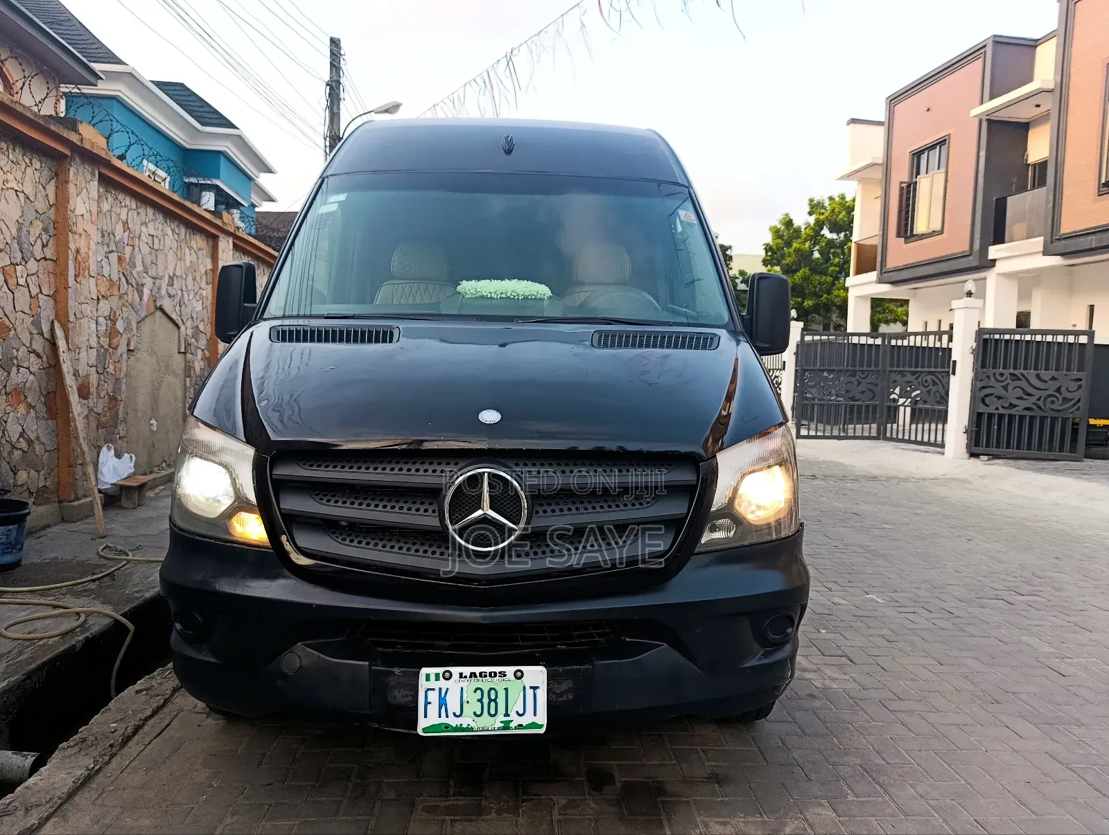Executive Buses Available for Hire