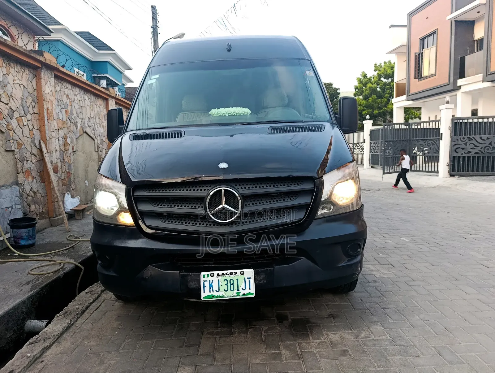 Executive Buses Available for Hire