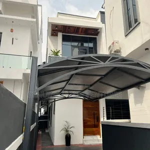 4bdrm Duplex in Orchid, Chevron for sale