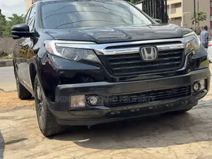 Honda Ridgeline RTL-T AWD Crew Cab 125.2 in. WB 2018 Black
