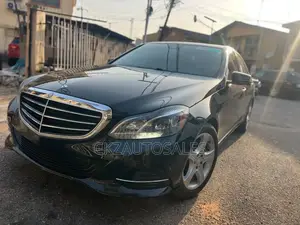 Mercedes-Benz E350 Base 4dr Sedan RWD (3.5L 6cyl 7A) 2015 Black