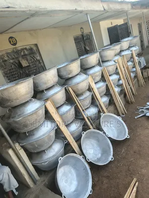 Saki Made Iron Pot
