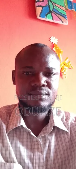 Cultural And Creative Arts/Painting And Decoration Teacher