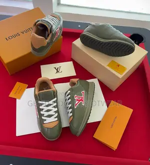 Original Louis Vuitton Sneakers