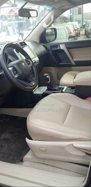 Toyota Land Cruiser Prado 4.0 Petrol TX 2012 Black