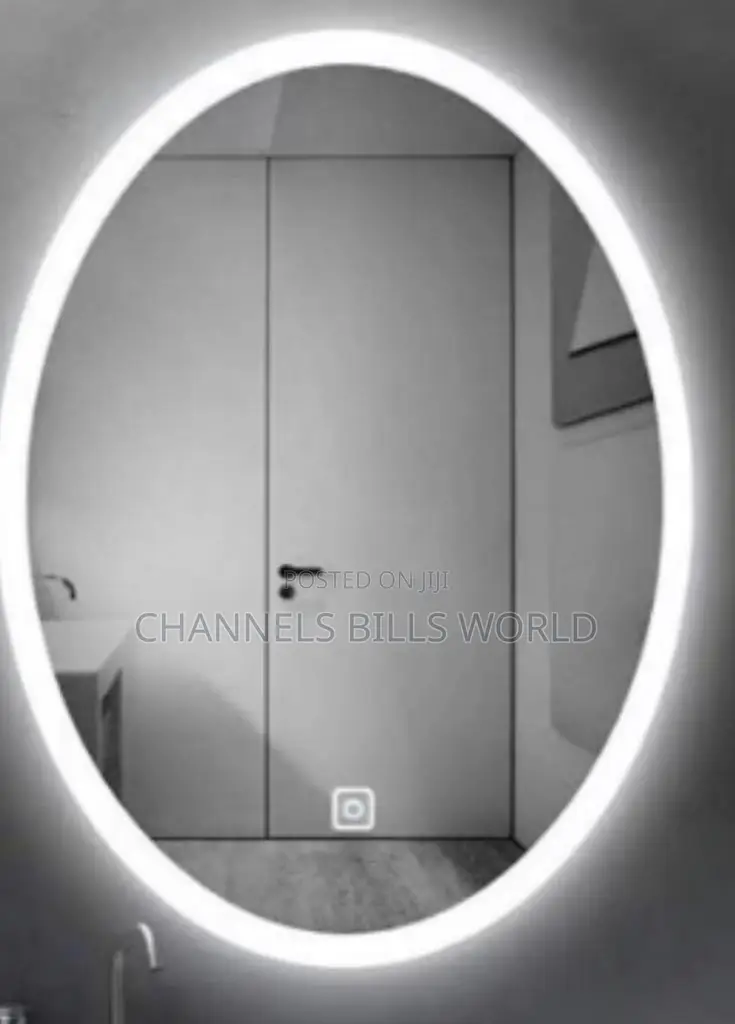 Mirror With Light