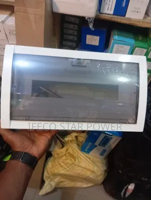 Plastic Box 18ways Enclosure