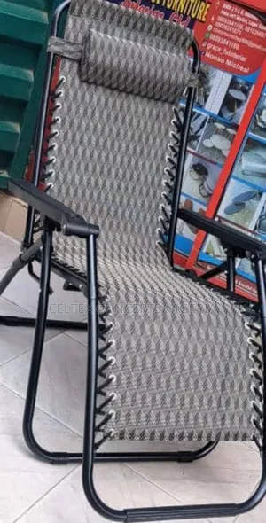 Foldable Reclining Relaxer