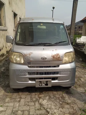 Daihatsu Hijet 2012 Silver