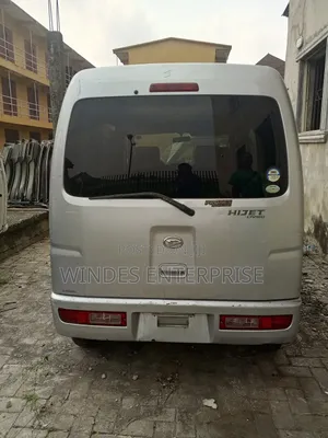 Daihatsu Hijet 2012 Silver