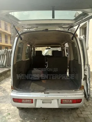 Daihatsu Hijet 2012 Silver