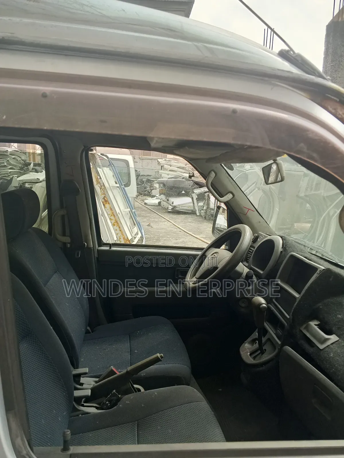 Daihatsu Hijet 2012 Silver