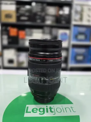 Canon Ef 24-70mm F2.8 Lens