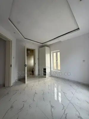 4 Bedroom Duplex