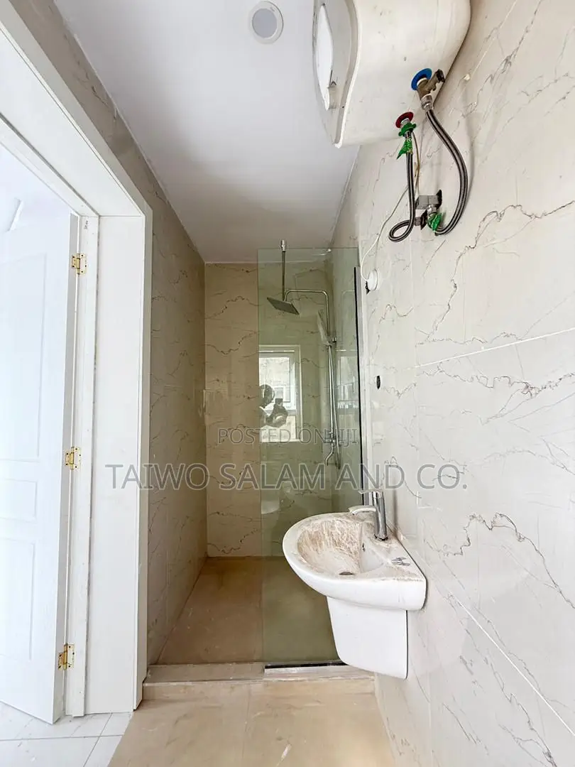 4 Bedroom Duplex