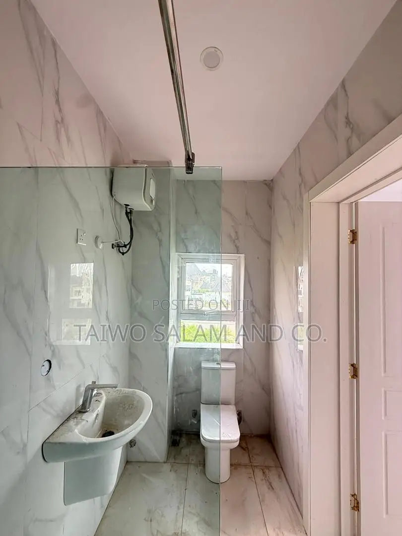4 Bedroom Duplex