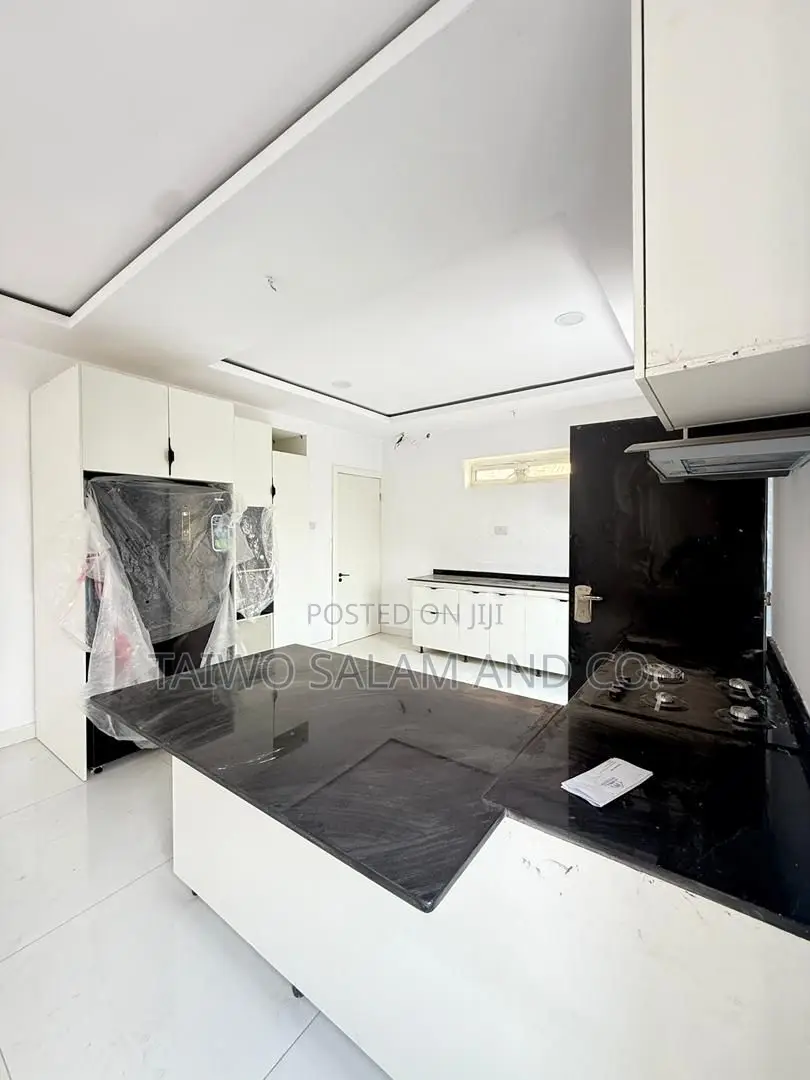 4 Bedroom Duplex