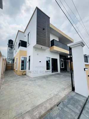 4bdrm Duplex in Ogba for sale