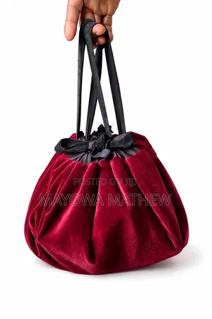 Velvet Drawstring Beauty Pouch