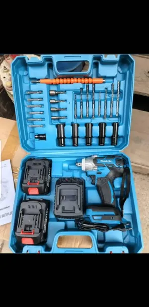 Makita Cordless Impact Wrench Kit.
