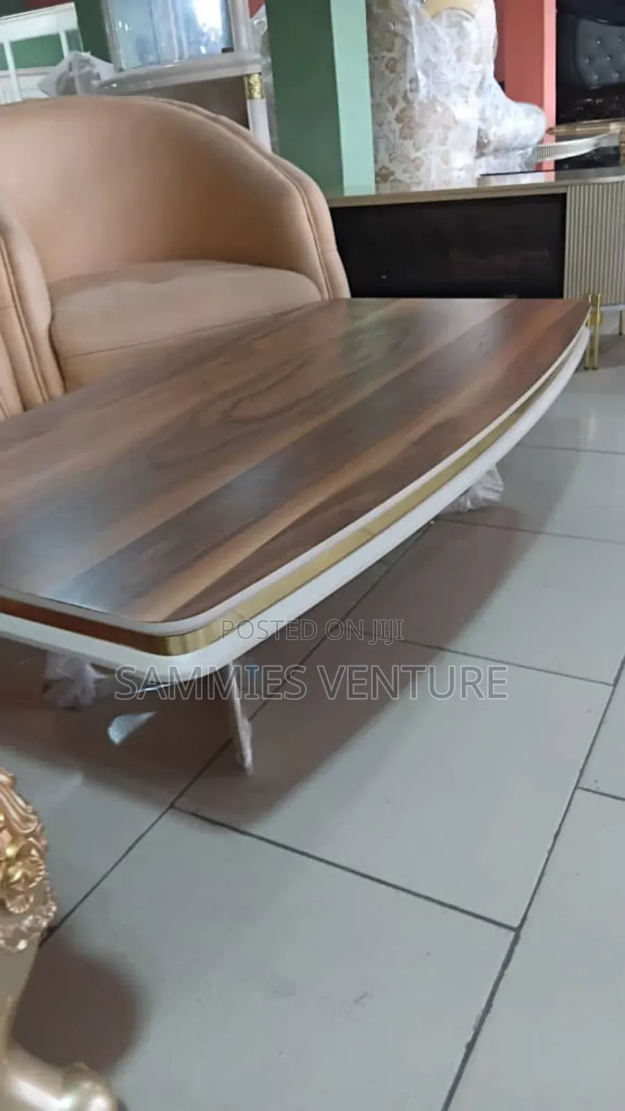 Empoli Center Table