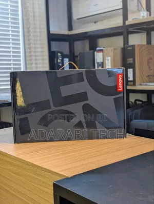 New Laptop Lenovo Legion 7 32GB Intel Core Ultra 9 SSD 1T