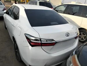Toyota Corolla 2017 White