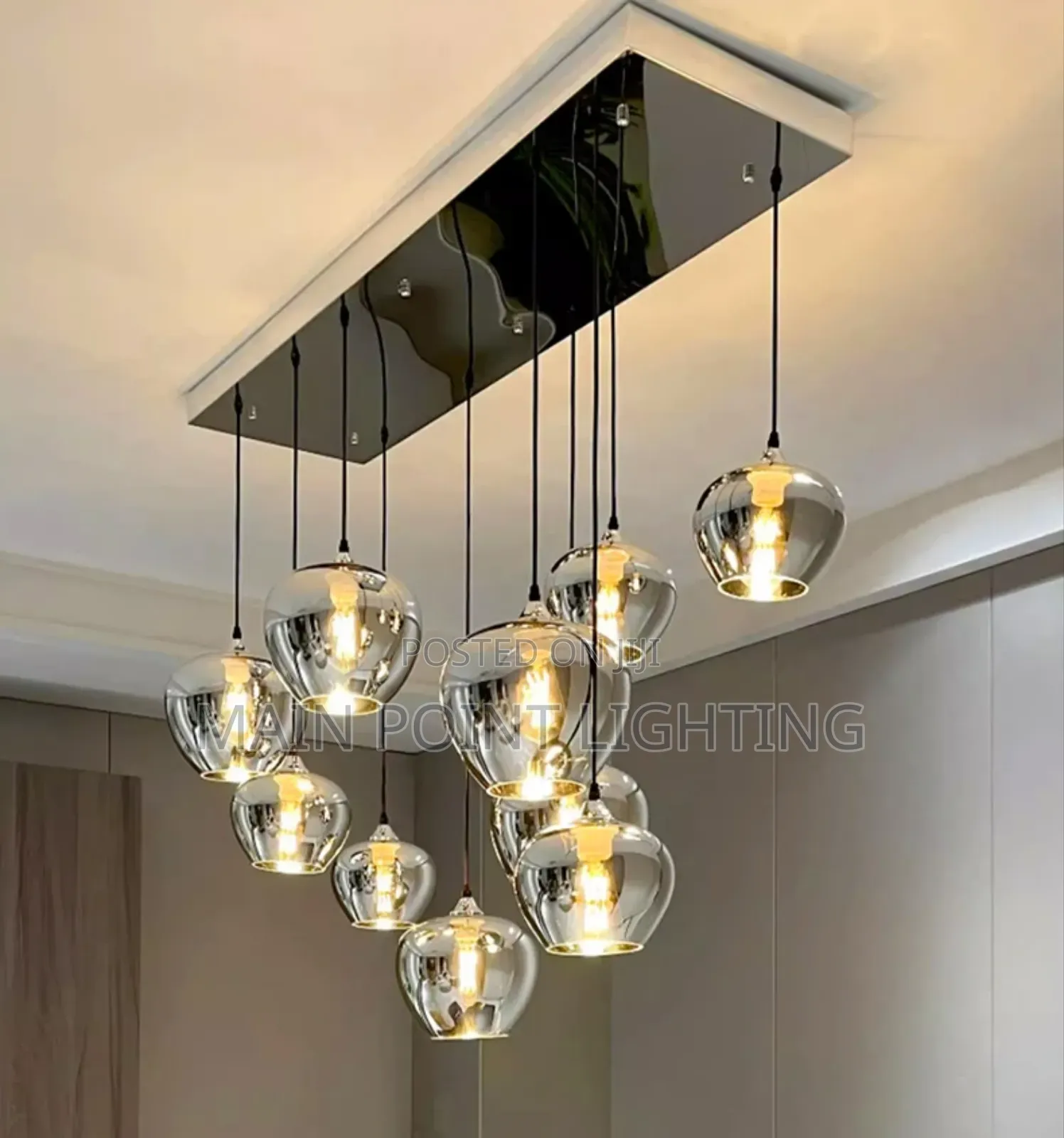 Elegant Chandelier Light