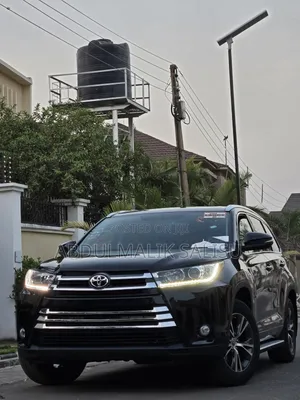 Toyota Highlander 2016 Black