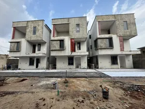 4bdrm Duplex in Adeniyi Jones for sale