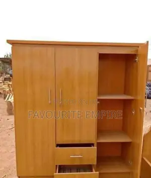 4ft Wooden Wardrobe