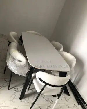 Dining Table With Quality Chairs For Dining Room