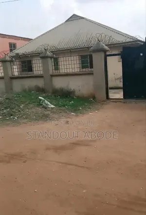 2bdrm Block of Flats in Ita Oluwo Ikorodu for sale