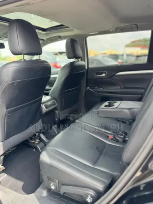 Toyota Highlander 2015 Black