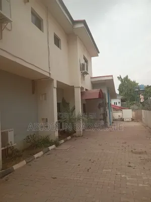 3bdrm Duplex in Wuse 2 District for rent