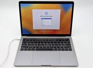 Laptop Apple MacBook Pro 2017 16GB Intel Core I7 SSD 256GB